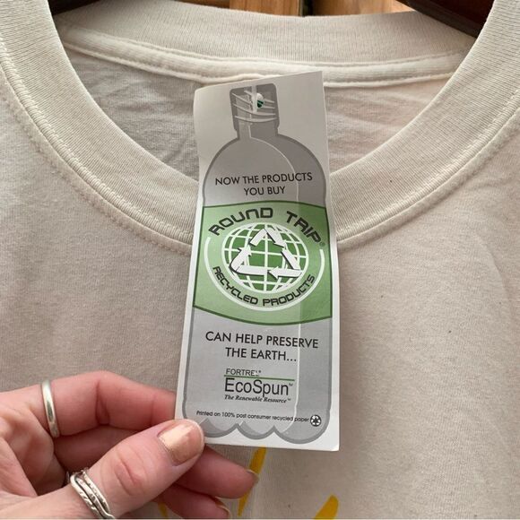 NWT Earth Day vintage T-shirt size large - Picture 3 of 6
